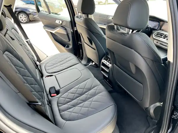 BMW X5 (17/29)