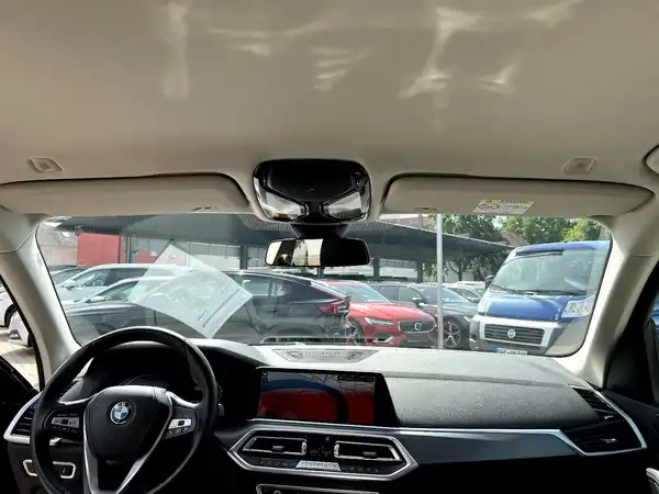 BMW X5 (20/29)