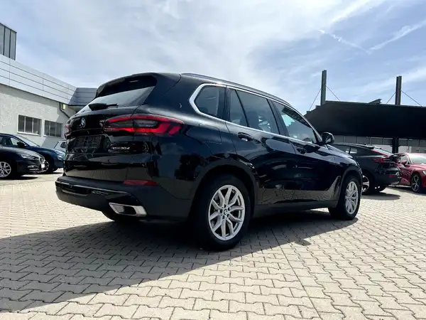 BMW X5 (4/29)