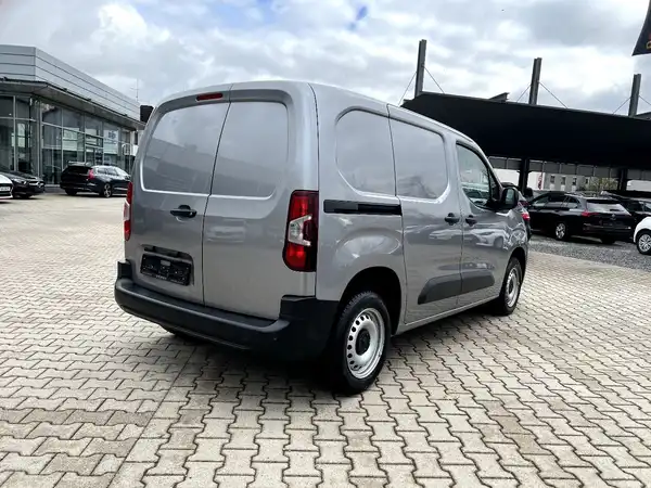 CITROËN BERLINGO (4/25)