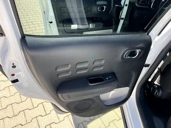 CITROËN C3 (11/25)