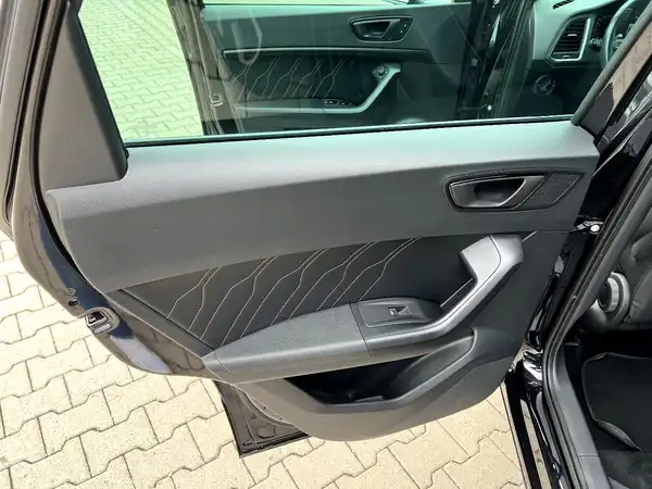 CUPRA ATECA (11/27)