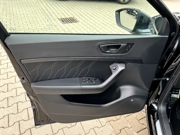 CUPRA ATECA (10/27)
