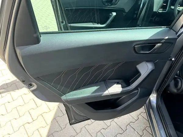 CUPRA ATECA (12/28)