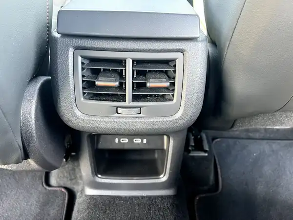 CUPRA ATECA (18/28)