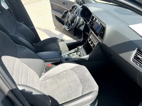 CUPRA ATECA (22/28)