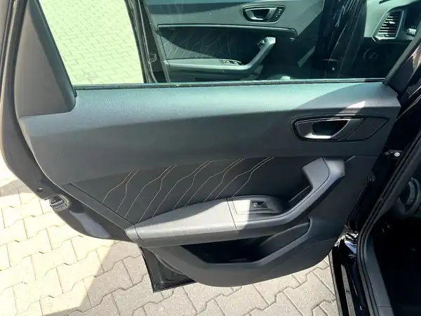 CUPRA ATECA (12/27)
