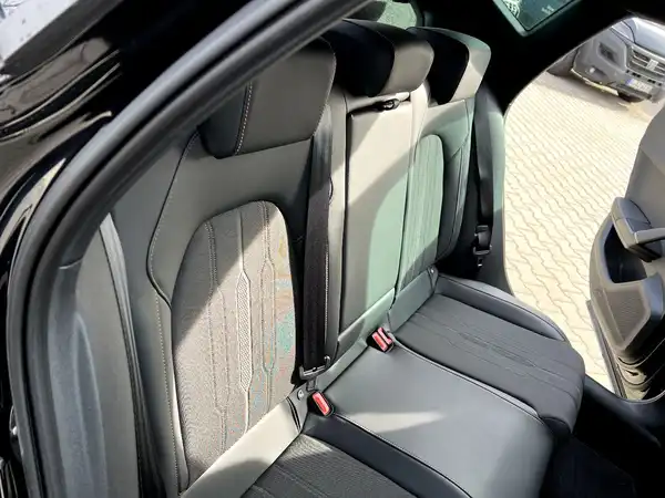 CUPRA FORMENTOR (16/27)