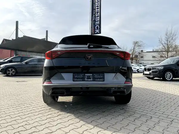CUPRA FORMENTOR (3/27)