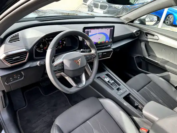 CUPRA FORMENTOR (9/27)