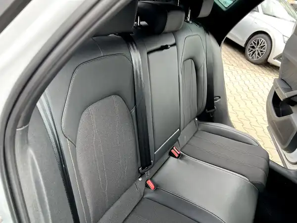 CUPRA FORMENTOR (17/28)