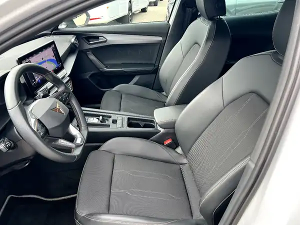 CUPRA FORMENTOR (8/28)
