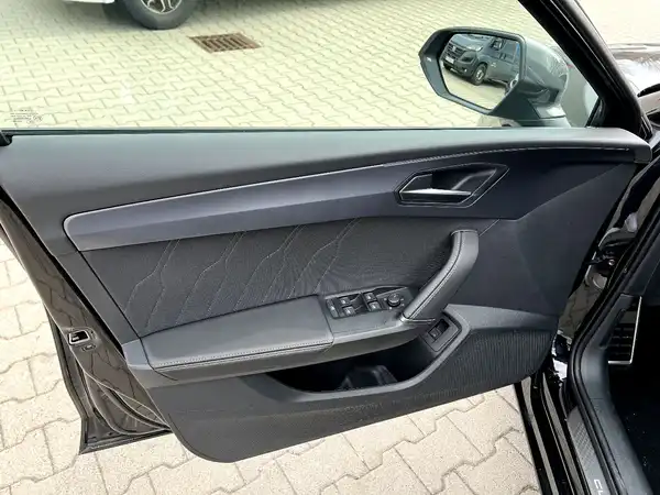 CUPRA LEON (11/28)