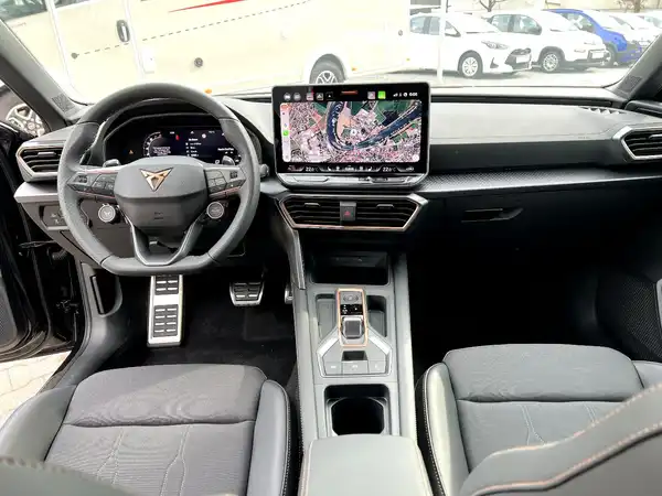 CUPRA LEON (19/28)