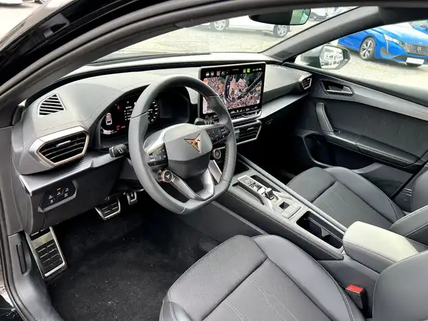CUPRA LEON (10/28)