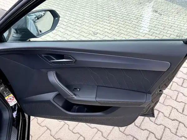 CUPRA LEON (21/28)