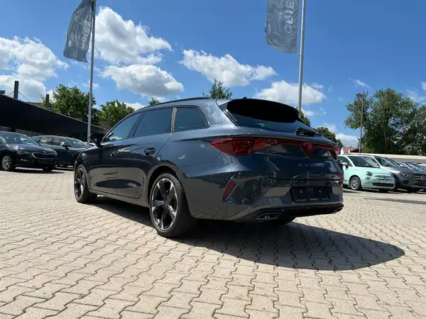 CUPRA LEON (2/28)