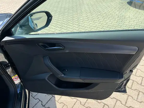 CUPRA LEON (20/28)