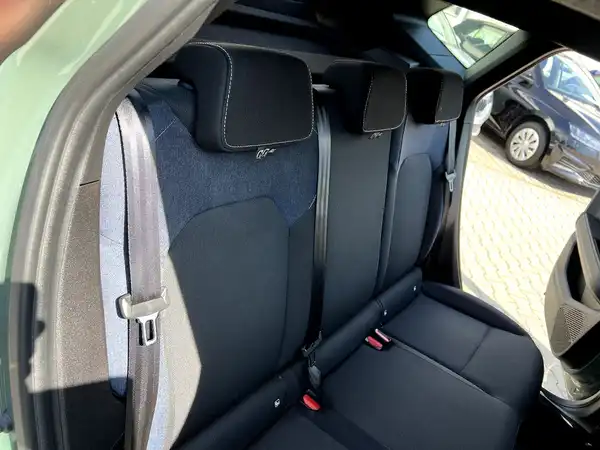 DACIA DUSTER (16/27)