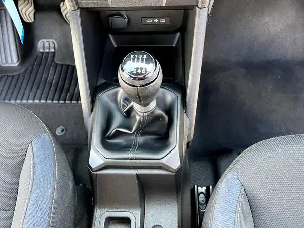 DACIA DUSTER (23/27)