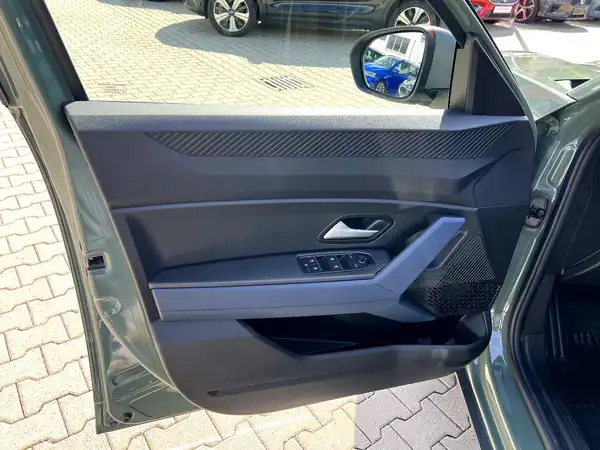 DACIA DUSTER (10/27)