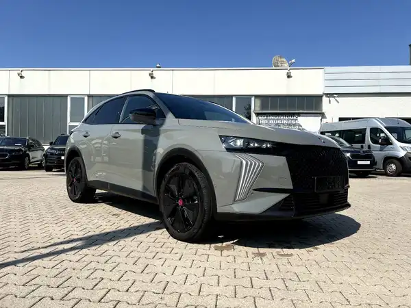 DS AUTOMOBILES DS7 (6/26)
