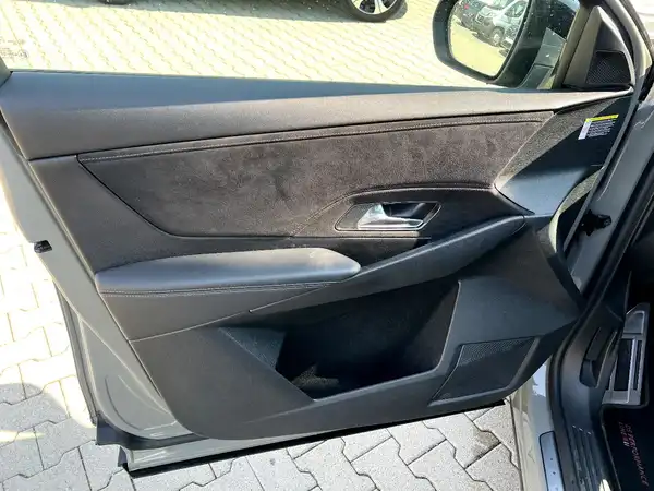 DS AUTOMOBILES DS7 (10/26)