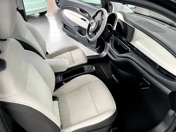 FIAT 500 (16/22)