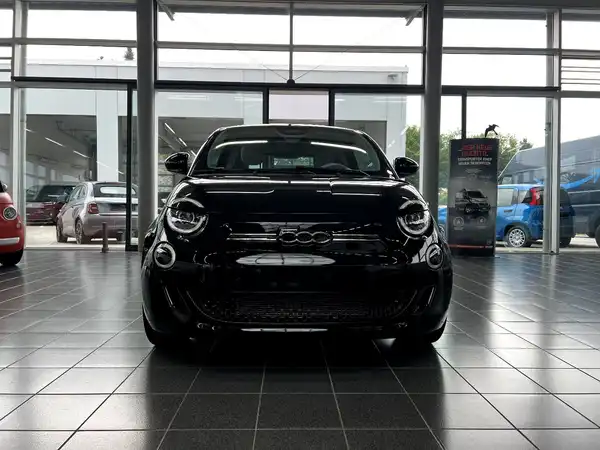 FIAT 500 (6/22)