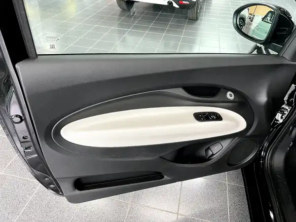 FIAT 500 (9/22)