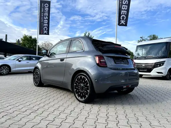 FIAT 500 (2/21)