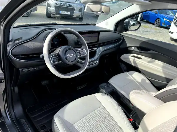 FIAT 500 (9/21)