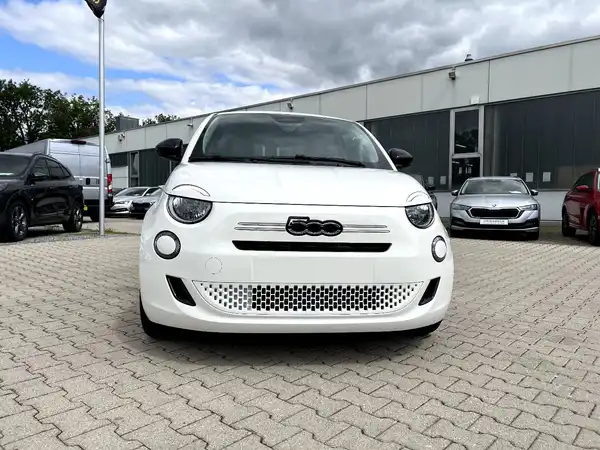 FIAT 500 (6/22)