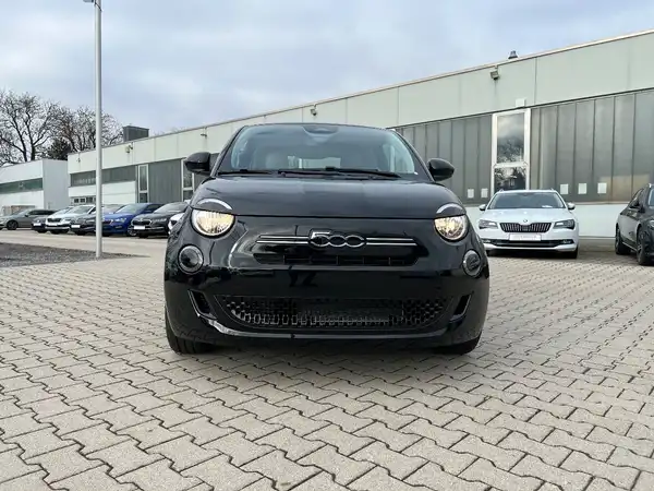 FIAT 500 (6/20)