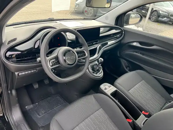 FIAT 500 (8/20)