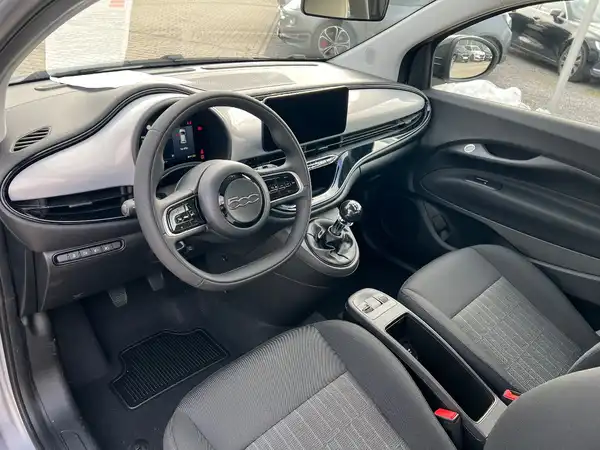 FIAT 500 (8/20)
