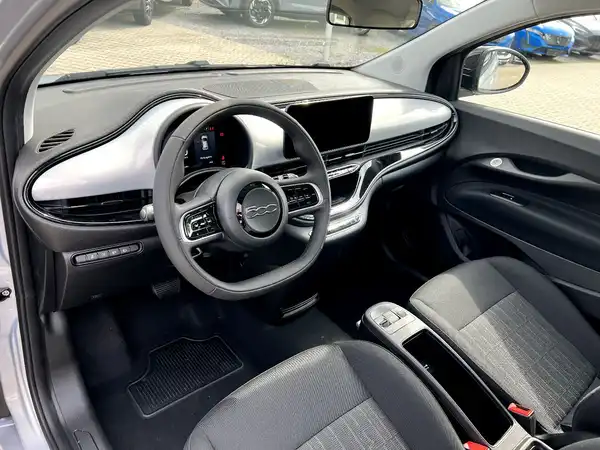 FIAT 500 (9/22)