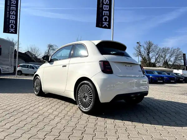 FIAT 500 (2/21)