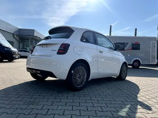 FIAT 500 (4/21)