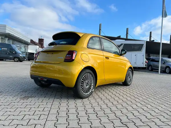 FIAT 500 (4/20)