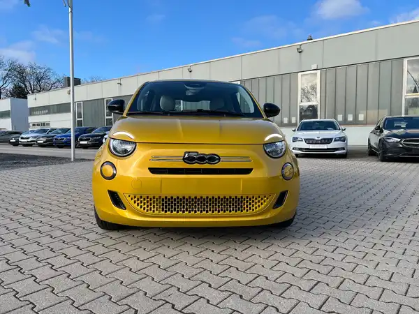 FIAT 500 (6/20)