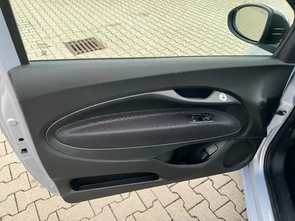 FIAT 500 (9/20)