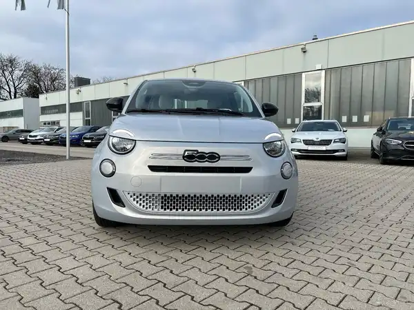 FIAT 500 (6/20)