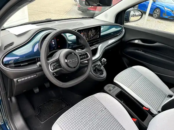 FIAT 500 (9/22)