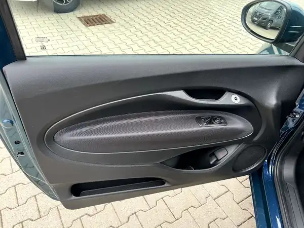 FIAT 500 (10/22)