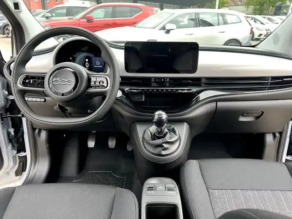 FIAT 500C (12/21)