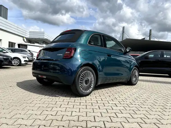 FIAT 500C (4/20)