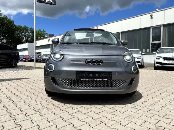 FIAT 500C (6/22)