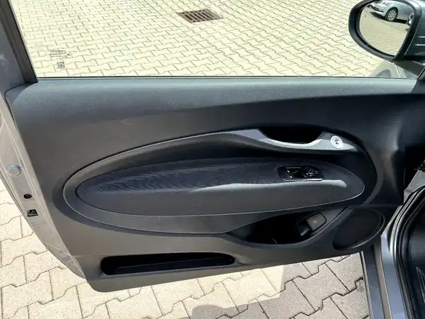 FIAT 500C (10/22)