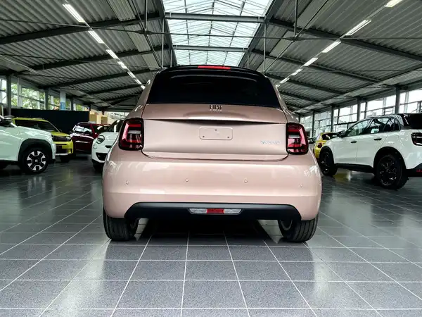FIAT 500C (3/18)